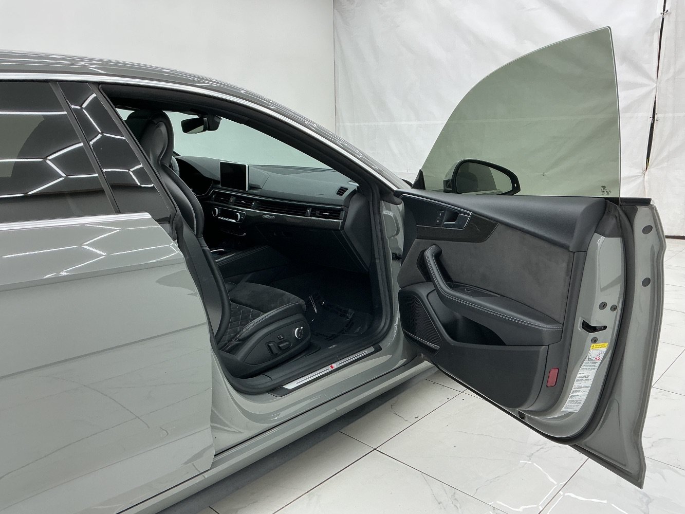 Used 2019 Audi S5 Premium Plus w/ Premium Plus AWD/4WD image 17