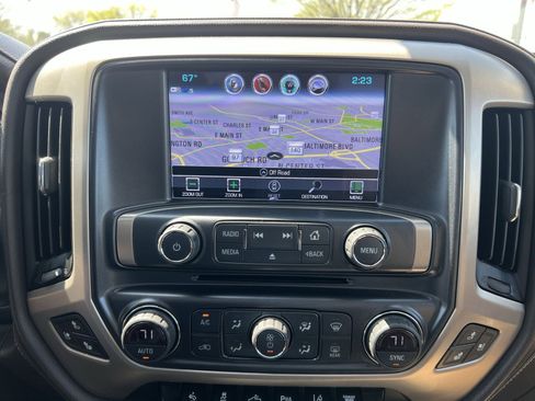 Used 2018 GMC Sierra 3500 Denali w/ Duramax Plus Package image 28