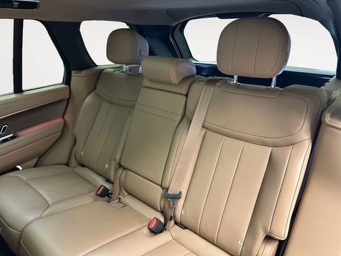 Used 2024 Land Rover Range Rover SE AWD/4WD image 13
