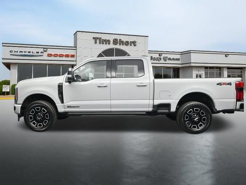 Used 2026 Ford F250 Platinum AWD/4WD image 2
