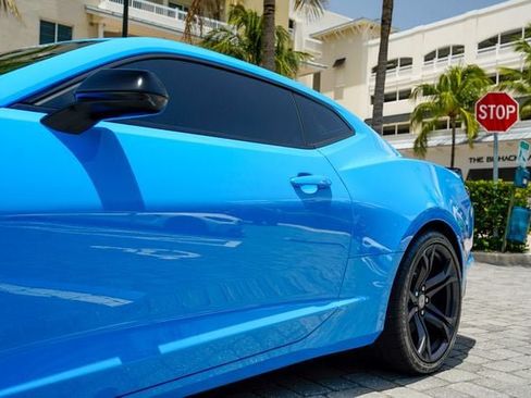 Used 2022 Chevrolet Camaro SS RWD image 11