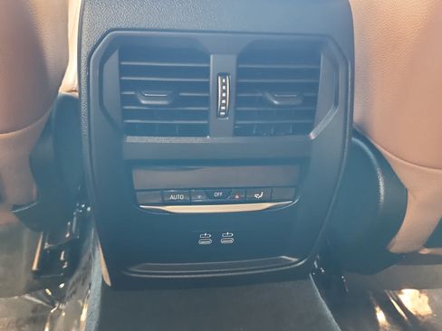 Used 2023 BMW 330e w/ M Sport Package RWD image 30