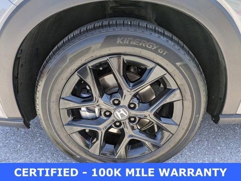 Used 2025 Honda HR-V Sport image 11