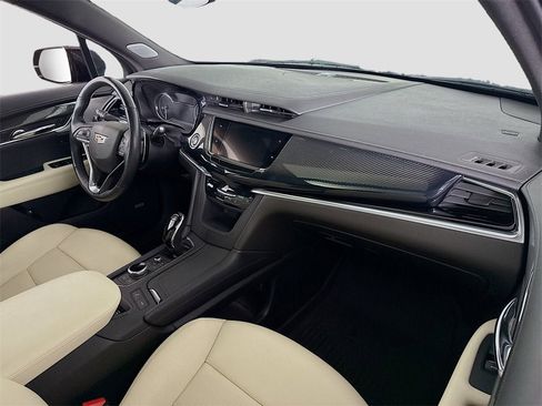 Used 2020 Cadillac XT6 Sport image 25