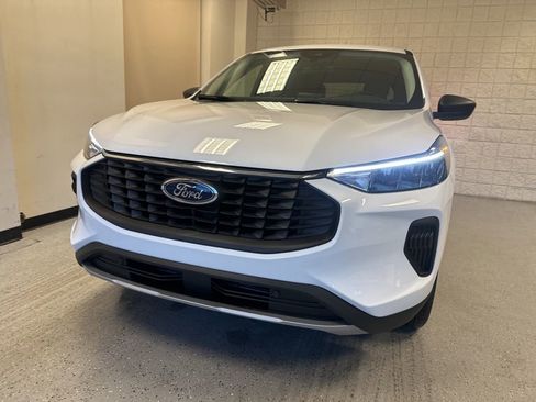 New 2026 Ford Escape Active w/ Cold Weather Package AWD/4WD image 11