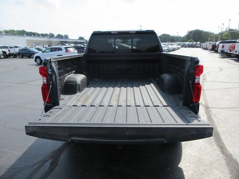 Certified 2022 Chevrolet Silverado 1500 RST AWD/4WD image 8