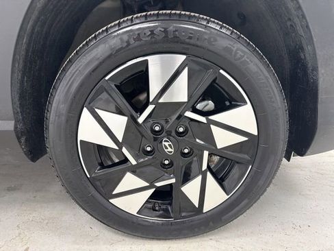 Used 2024 Hyundai Kona SEL image 28