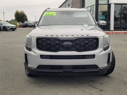 Used 2021 Kia Telluride EX w/ EX Premium Package image 2