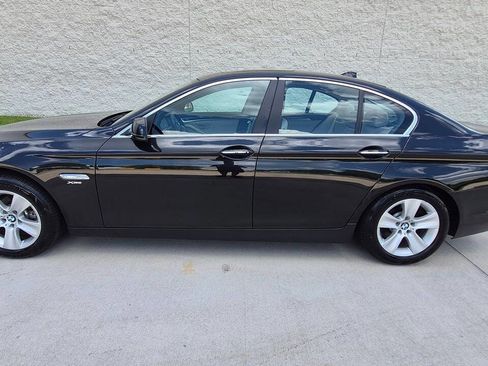Used 2012 BMW 528i xDrive Sedan AWD/4WD image 4