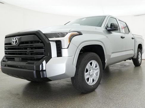 New 2026 Toyota Tundra SR image 7