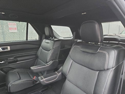 Used 2021 Ford Explorer ST w/ Equipment Group 401A image 11