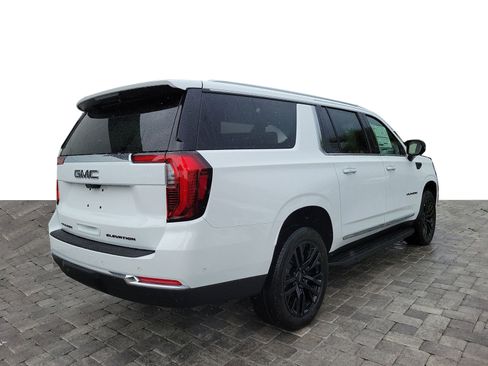 New 2026 GMC Yukon XL Elevation w/ Elevation Premium Package AWD/4WD image 5