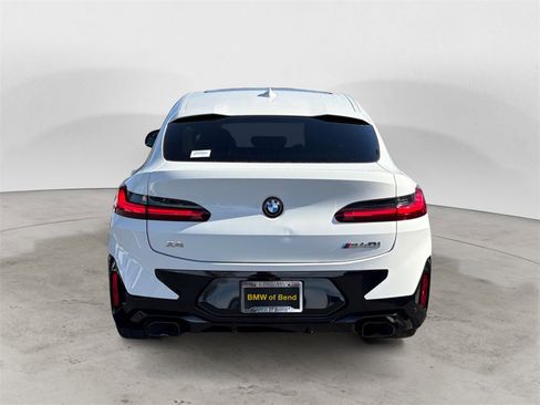 Used 2022 BMW X4 M40i w/ Premium Package image 6