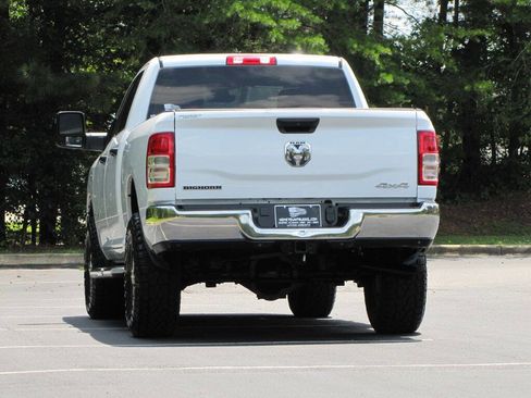 Used 2024 RAM 2500 Big Horn w/ Off Road Package AWD/4WD image 11