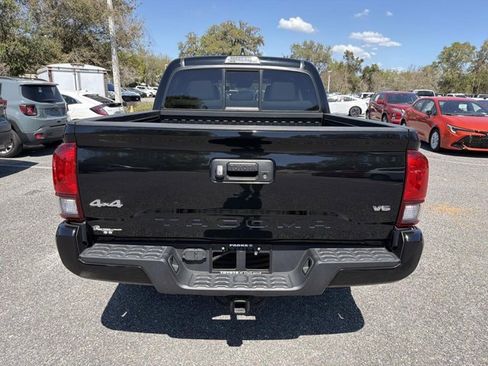 Used 2023 Toyota Tacoma SR image 3