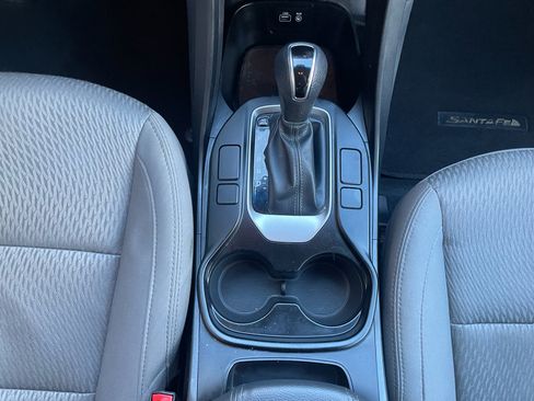 Used 2018 Hyundai Santa Fe Sport image 28