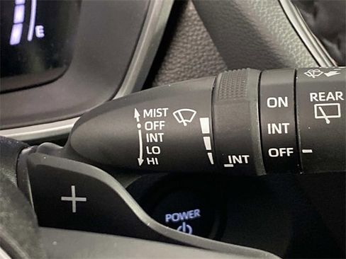 Used 2024 Toyota Corolla Cross XSE image 18