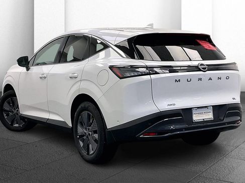 Certified 2025 Nissan Murano SL image 9