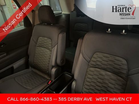 Certified 2025 Nissan Pathfinder SV w/ SV Premium Package image 32