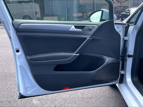 Used 2019 Volkswagen Atlas SEL AWD/4WD image 18