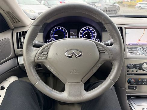 Used 2015 INFINITI Q40 w/ Navigation Package image 23