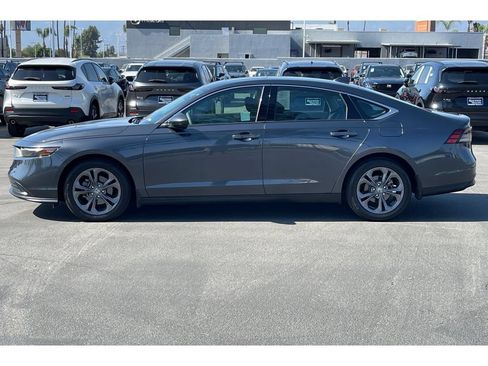 Used 2023 Honda Accord EX image 2