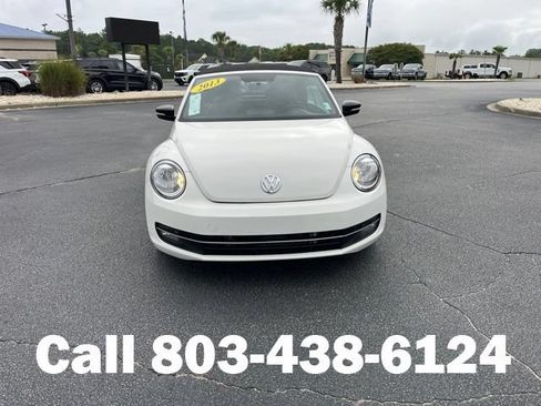 Used 2013 Volkswagen Beetle 2.0T FWD image 31