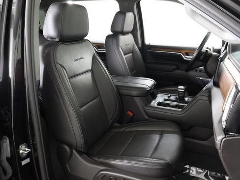 Used 2023 GMC Sierra 1500 Denali w/ Denali Reserve Package AWD/4WD image 40