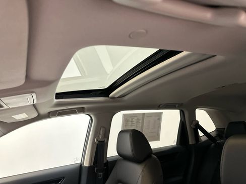 Used 2023 Honda CR-V EX-L image 5