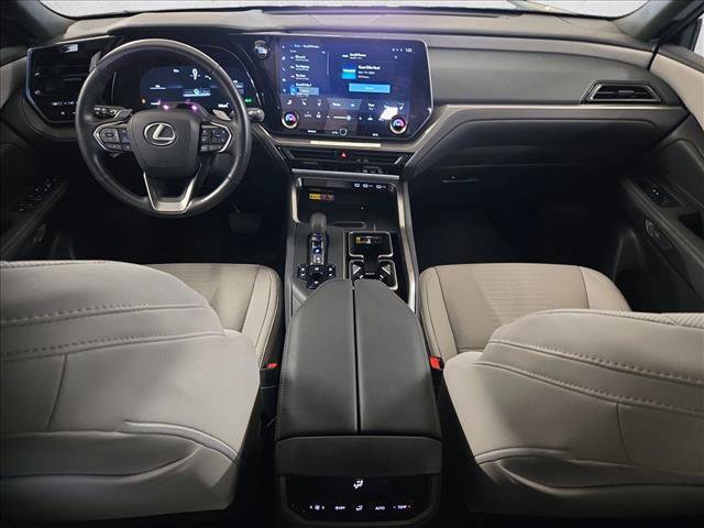 Used 2025 Lexus TX 350 AWD image 16
