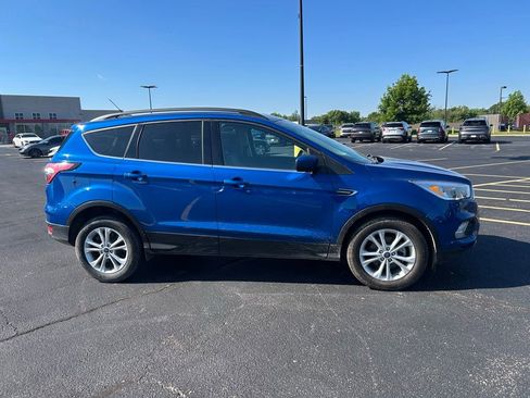 Used 2018 Ford Escape SE FWD image 8