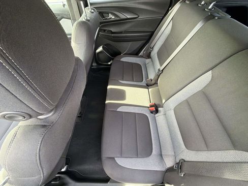 Certified 2025 Chevrolet TrailBlazer LT w/ LT Cold Weather Package image 4