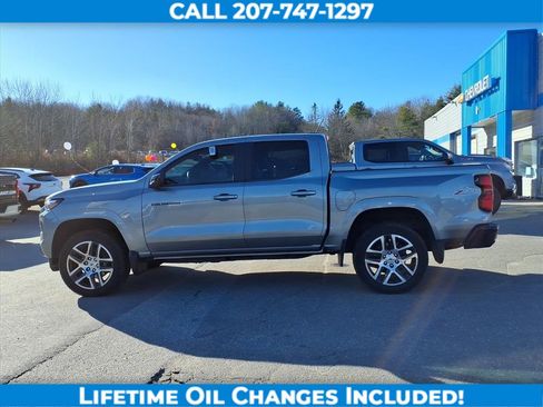 Used 2024 Chevrolet Colorado Z71 w/ Z71 Convenience Package 2 image 8
