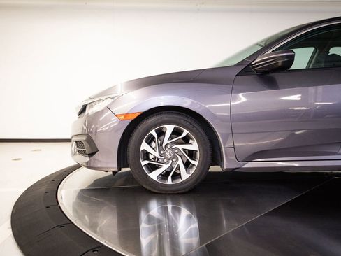 Used 2017 Honda Civic EX image 11