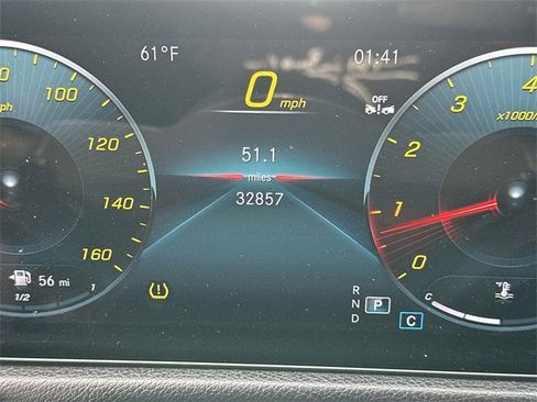 Used 2023 Mercedes-Benz GLB 250 image 11