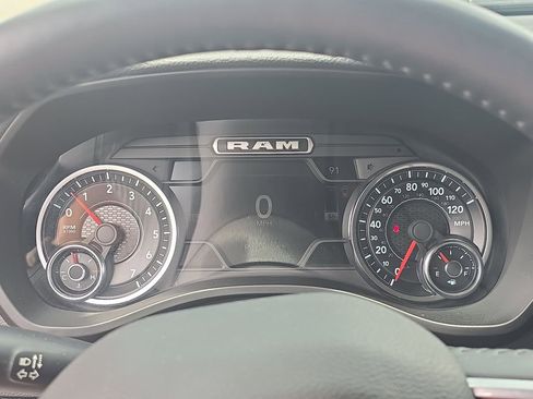 Used 2022 RAM 1500 Laramie AWD/4WD image 26