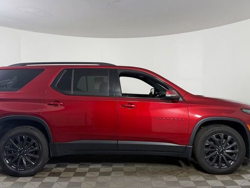 Used 2024 Chevrolet Traverse RS AWD/4WD image 9