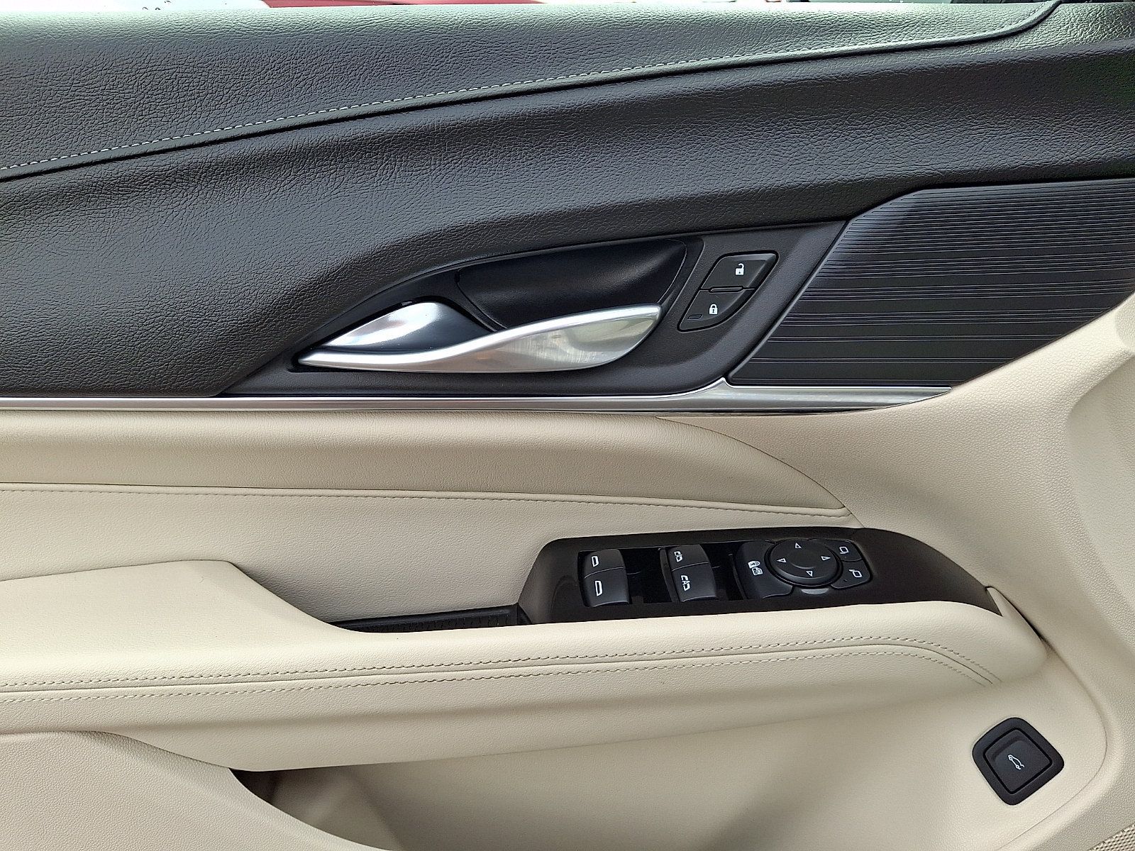 Used 2024 Cadillac CT4 Luxury RWD image 12