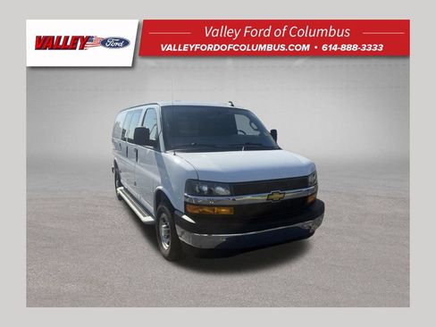 Used 2025 Chevrolet Express 2500 w/ Driver Convenience Package RWD image 1
