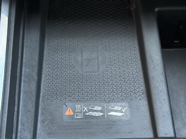 Used 2024 GMC Acadia Elevation FWD image 21