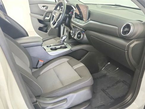 Used 2024 Chevrolet Blazer LT w/ Convenience Package FWD image 35