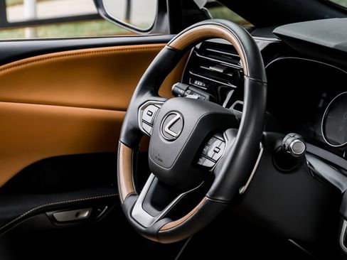 Used 2024 Lexus RX 350 Premium w/ Convenience Package image 25