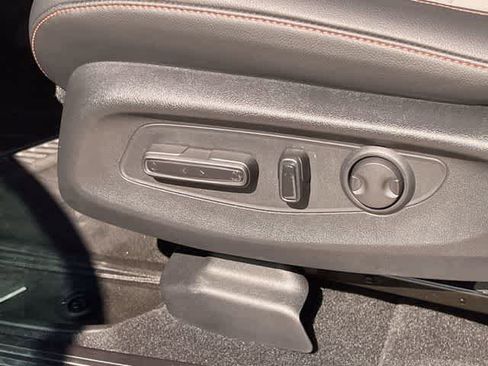 Used 2026 Honda CR-V Sport Touring image 31