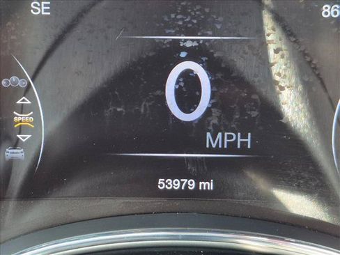 Used 2021 Jeep Grand Cherokee Limited AWD/4WD image 11
