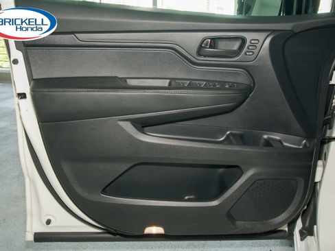 Certified 2025 Honda Odyssey Sport-L image 11
