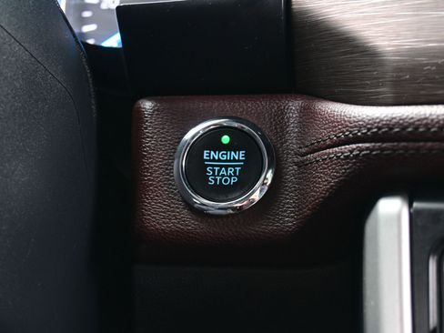 Used 2022 Ford Expedition Max Limited image 26