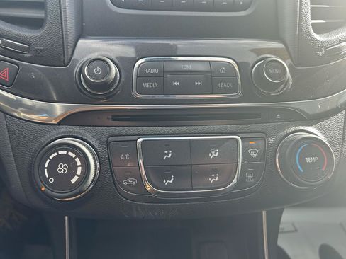 Used 2014 Chevrolet Impala LS FWD image 22