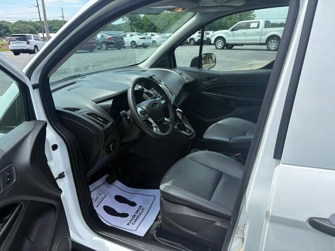 Used 2018 Ford Transit Connect XL FWD image 8