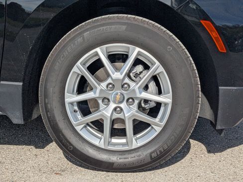 Used 2024 Chevrolet Equinox LS w/ Driver Confidence II Package FWD image 11