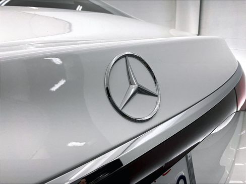 Used 2026 Mercedes-Benz E 350 Sedan image 32
